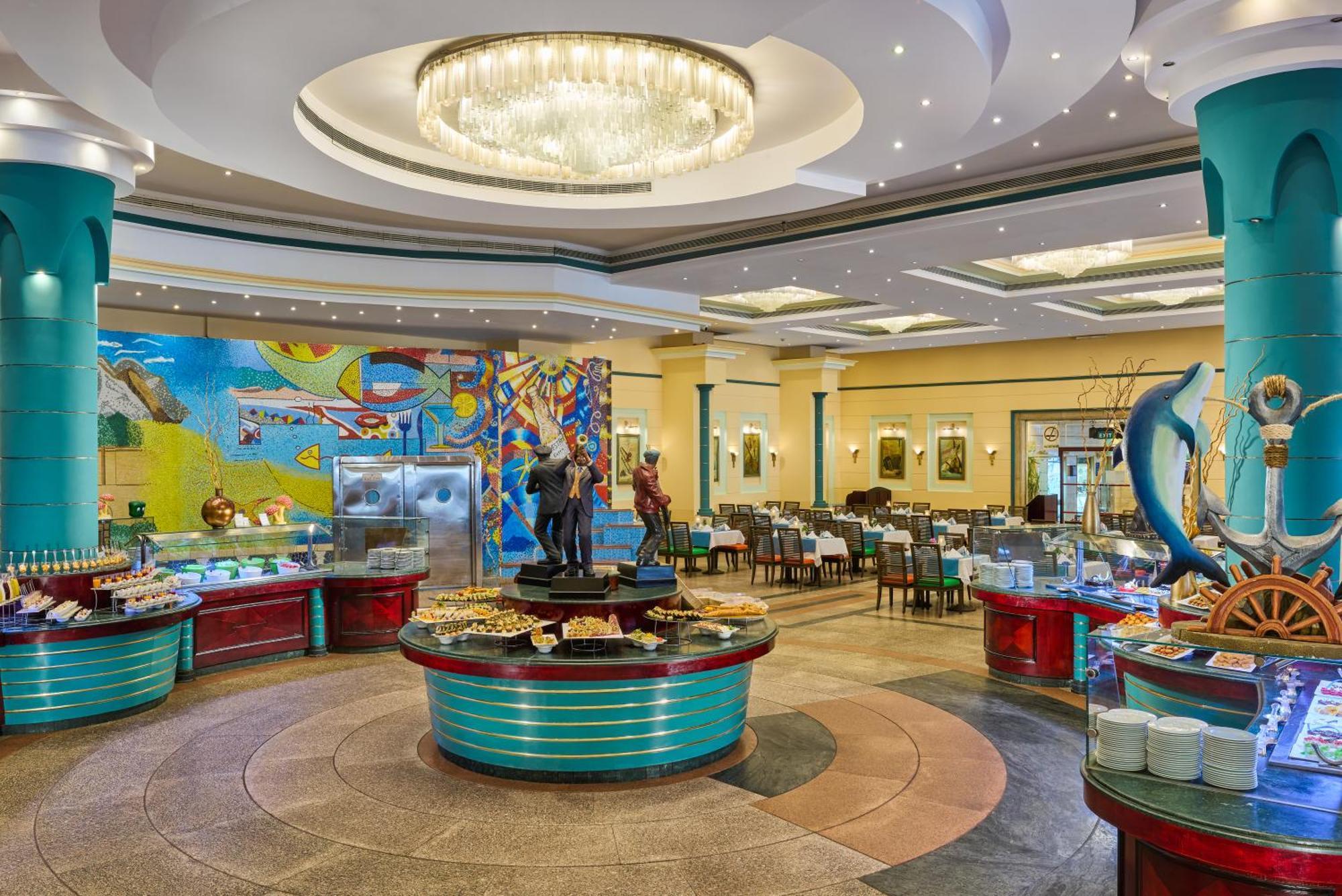 梦海滩度假村- 沙姆沙伊赫 外观 照片 The buffet at the Grand Hyatt Hotel, Dubai