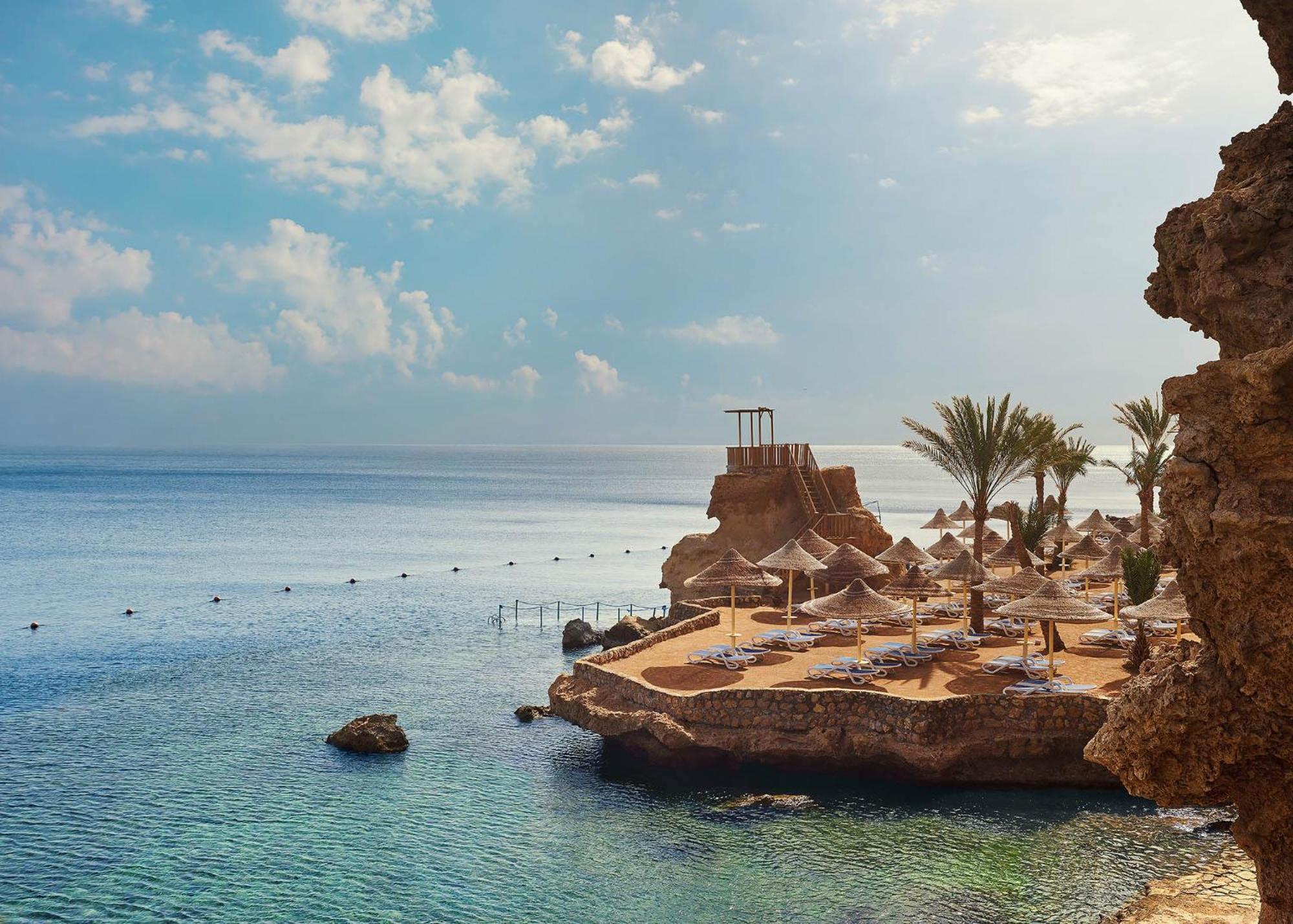 梦海滩度假村- 沙姆沙伊赫 外观 照片 The Red Sea coast at the Hilton Taba