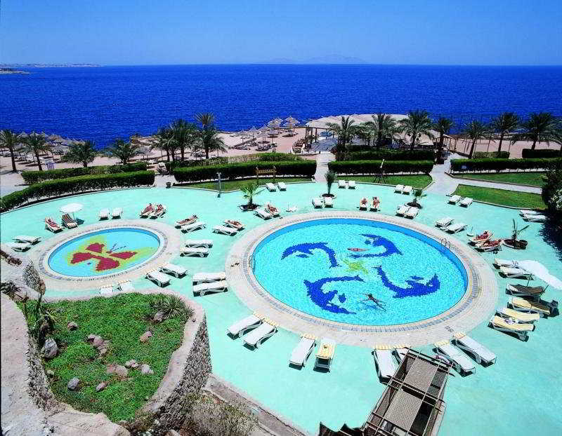 梦海滩度假村- 沙姆沙伊赫 外观 照片 The pool at the Hilton Sharm El Sheikh